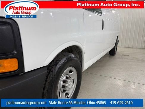 Used 2016 Chevrolet Express 3500 Extended image 41