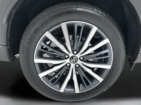 Used 2024 INFINITI QX60 Sensory AWD/4WD image 8