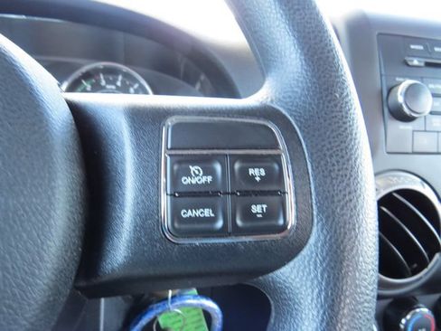 Used 2016 Jeep Wrangler Sport AWD/4WD image 15