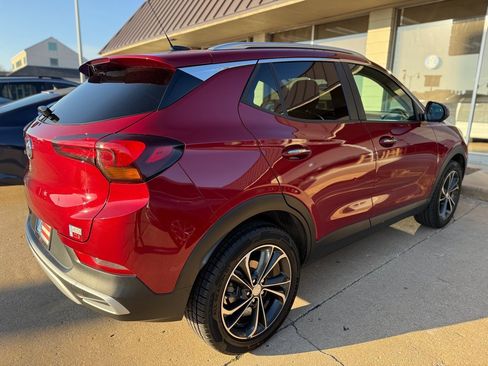 Used 2021 Buick Encore GX Select image 14