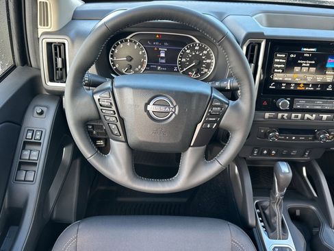 New 2026 Nissan Frontier SV AWD/4WD image 17