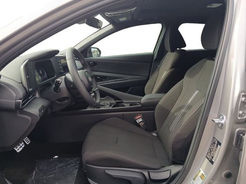 New 2026 Hyundai Elantra SEL Sport Premium FWD image 9