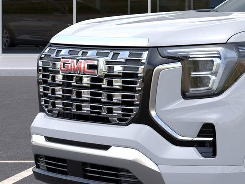 New 2026 GMC Terrain Denali image 13