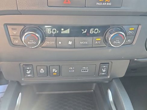 Used 2023 Nissan Frontier SV w/ SV Convenience Package AWD/4WD image 17