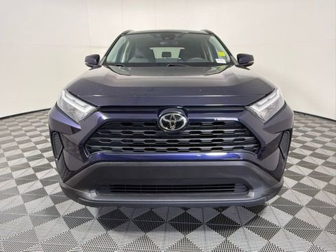Used 2022 Toyota RAV4 XLE image 9