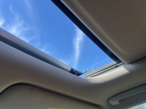 Used 2022 Kia Telluride EX w/ EX Premium Package image 9