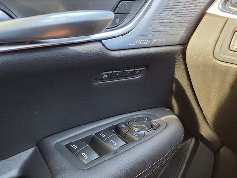 Certified 2025 Cadillac XT5 Premium Luxury w/ Technology Package image 31