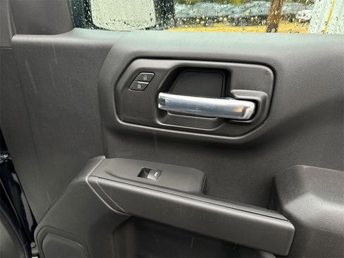 New 2026 Chevrolet Silverado 1500 W/T image 30
