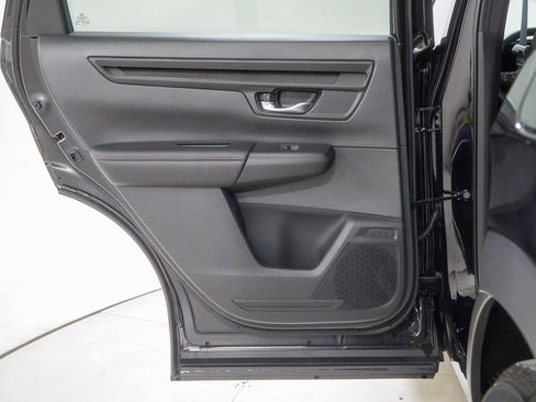 Certified 2025 Honda CR-V Sport image 39