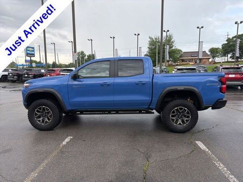 Used 2025 Chevrolet Colorado ZR2 AWD/4WD image 6