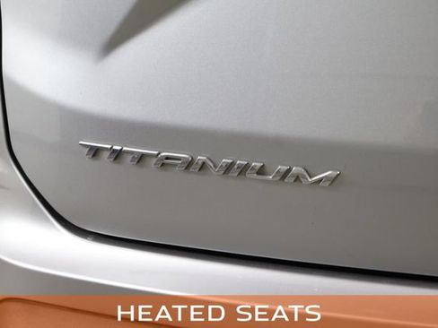 Used 2024 Ford Edge Titanium AWD/4WD image 9