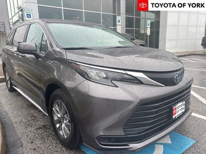 Used 2024 Toyota Sienna LE
