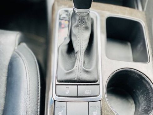 Used 2017 Kia Optima EX w/ Premium Package image 16