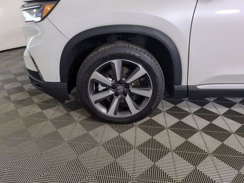 Certified 2025 Honda Pilot Elite image 30