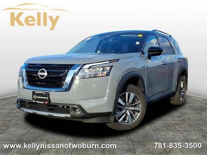 Certified 2024 Nissan Pathfinder SL