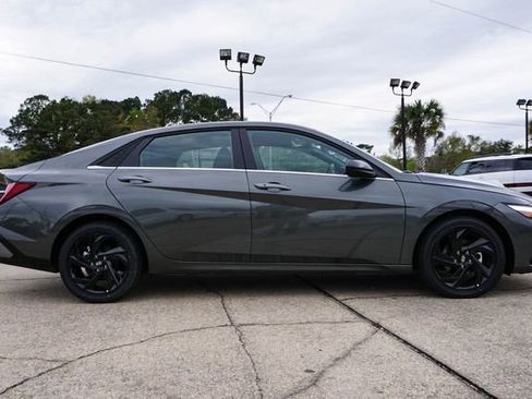 New 2026 Hyundai Elantra SEL Sport Premium w/ Cargo Package FWD image 3