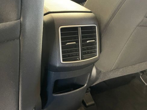 Used 2025 Kia Sportage LX image 22