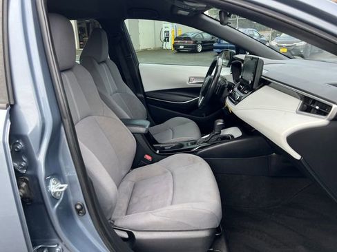 Used 2022 Toyota Corolla SE image 9