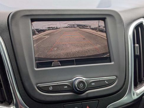 Used 2022 Chevrolet Equinox LT FWD image 24