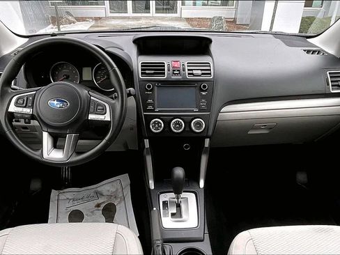 Used 2017 Subaru Forester 2.5i w/ Alloy Wheel Package image 18