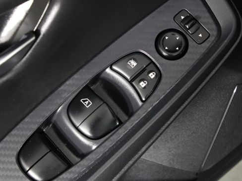 Certified 2023 Nissan Sentra SV FWD image 24