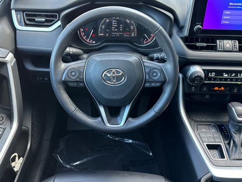 Used 2023 Toyota RAV4 XLE Premium image 27