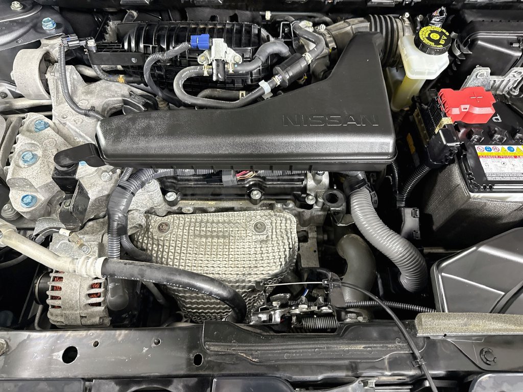 Used 2020 Nissan Rogue SV FWD image 32