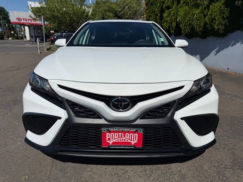 Used 2024 Toyota Camry SE w/ Cold Weather Package AWD/4WD image 3