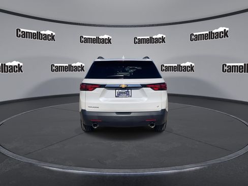 Used 2023 Chevrolet Traverse LT w/ LT Premium Package FWD image 6