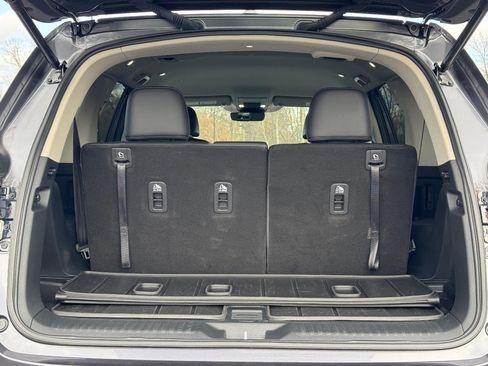 Certified 2025 Honda Pilot EX-L image 4