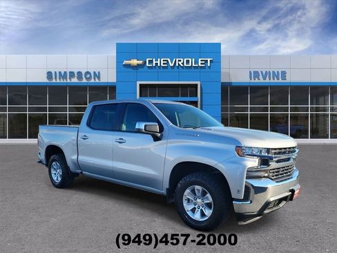 Used 2021 Chevrolet Silverado 1500 LT image 2