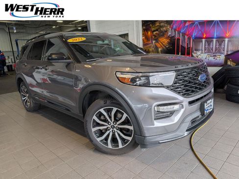 Used 2022 Ford Explorer ST-Line w/ Class IV Trailer Tow Package AWD/4WD image 1