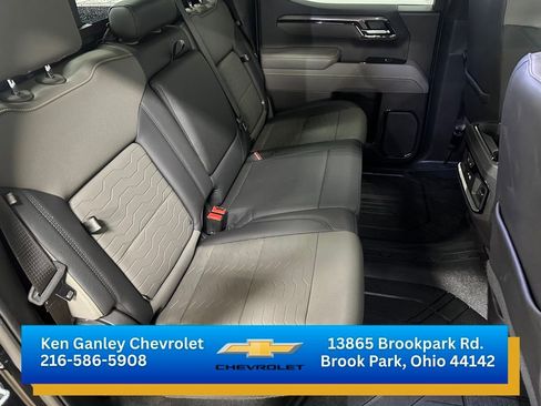 Used 2023 Chevrolet Silverado 1500 ZR2 image 21