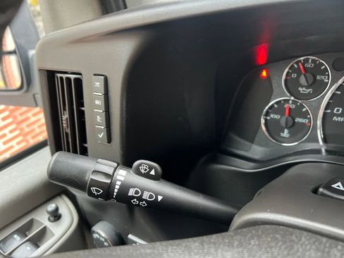 Used 2023 GMC Savana 2500 w/ Driver Convenience Package image 31