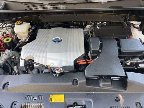 Used 2019 Toyota Highlander Limited image 24