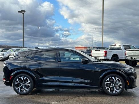 Used 2022 Ford Mustang Mach-E Premium image 42