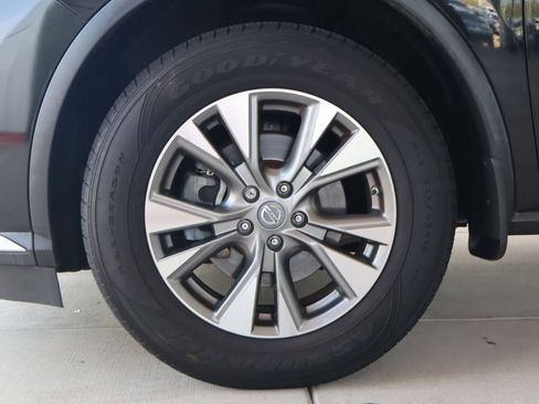 Used 2018 Nissan Murano S w/ Cargo Package FWD image 5