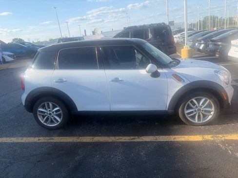 Used 2013 MINI Cooper Countryman FWD image 3