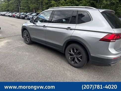 Used 2022 Volkswagen Tiguan SE w/ Panoramic Sunroof Package AWD/4WD image 7