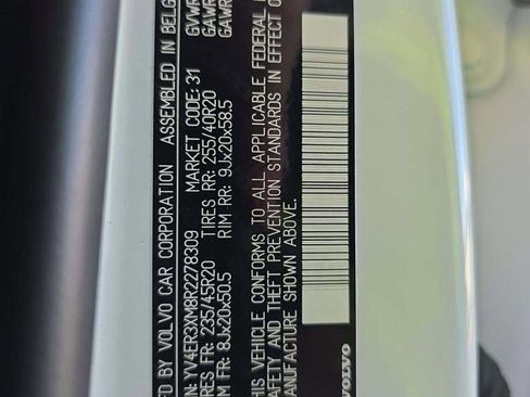 Certified 2024 Volvo XC40 Recharge Ultimate w/ Protection Package Premier image 14