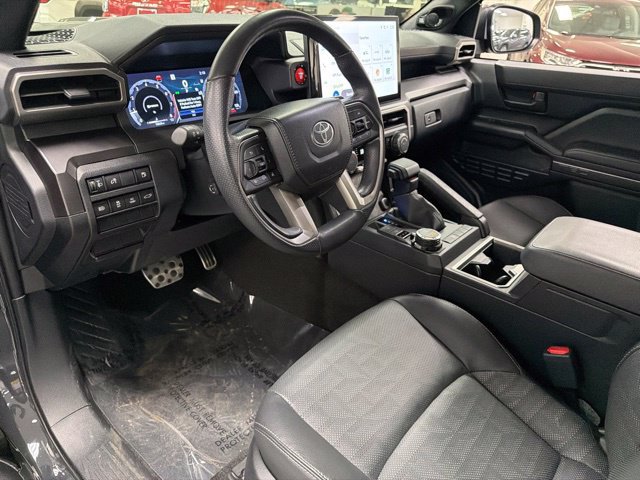 Used 2025 Toyota 4Runner TRD Sport Premium AWD/4WD image 17