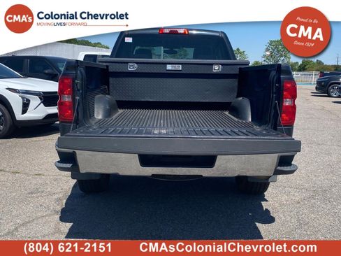 Used 2018 Chevrolet Silverado 1500 LT AWD/4WD image 4