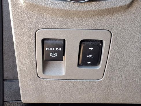 Used 2019 Ford F150 XLT w/ Equipment Group 302A Luxury image 17