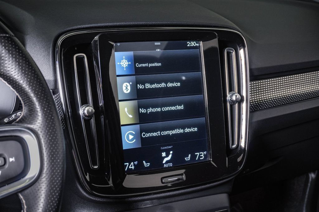 Used 2021 Volvo XC40 T5 R-Design AWD/4WD image 22