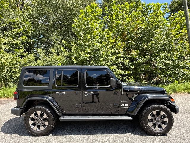 Used 2019 Jeep Wrangler Unlimited Sahara w/ Dual Top Group AWD/4WD image 5