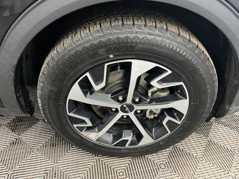 Used 2023 Kia Sportage EX image 30