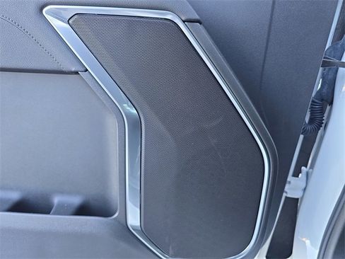 New 2026 GMC Sierra 1500 Elevation image 17