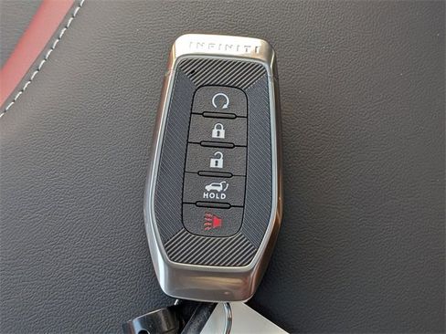 New 2026 INFINITI QX80 Autograph w/ Premium Cargo Package image 33