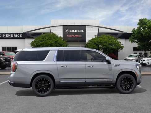 New 2026 GMC Yukon XL Denali w/ Sun & Power Step Package image 7