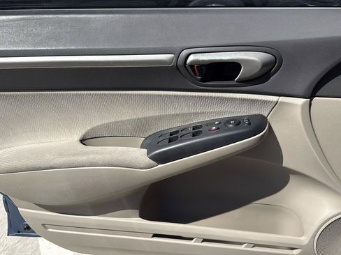 Used 2010 Honda Civic Hybrid Sedan image 28